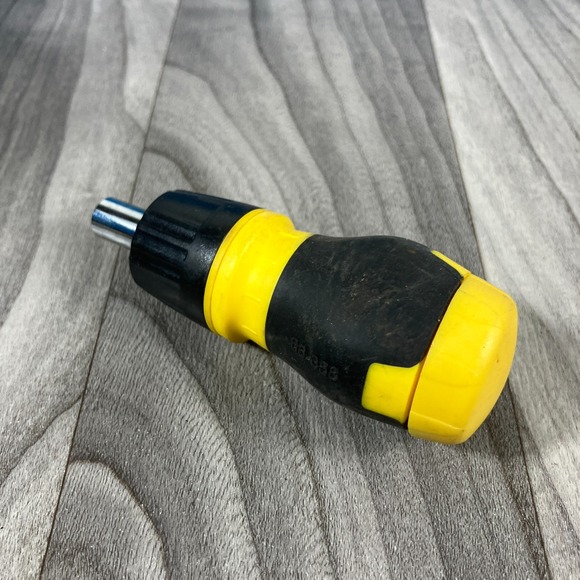 Short Twist Stanley Phillips Screwdriver (LL) WITH 3 BITS - Picture 2 of 4